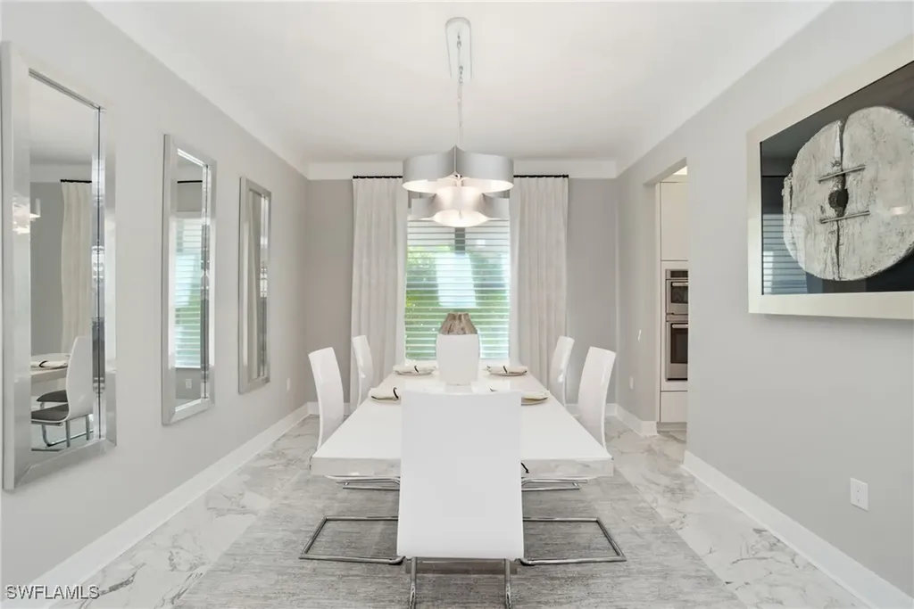 4654 Kensington Circle Naples FL 34119