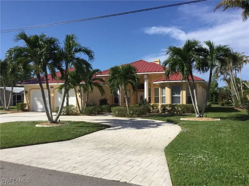 3730 SE 18th Place Cape Coral FL 33904