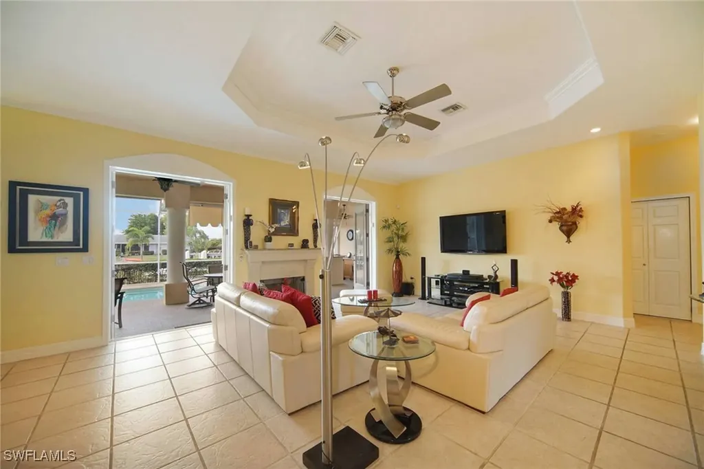 3730 SE 18th Place Cape Coral FL 33904
