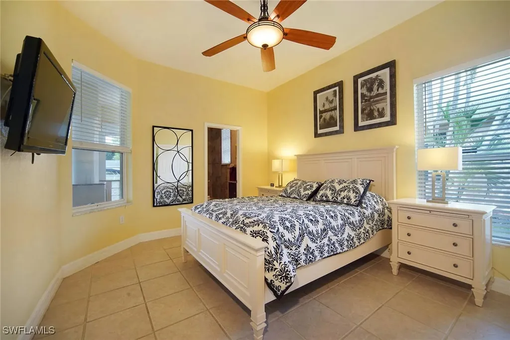 3730 SE 18th Place Cape Coral FL 33904