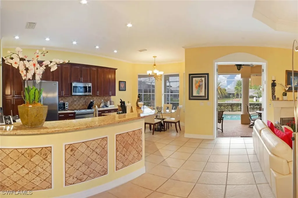 3730 SE 18th Place Cape Coral FL 33904