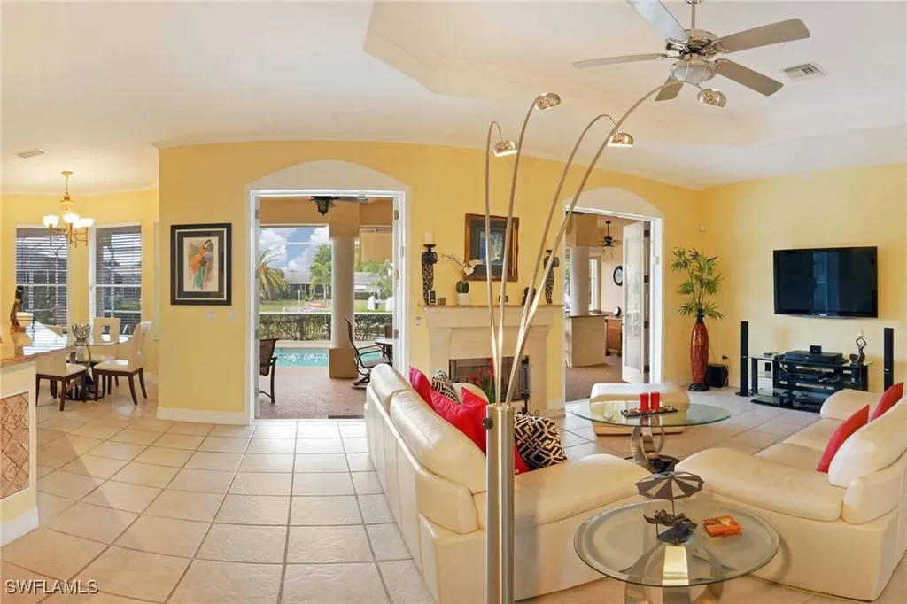3730 SE 18th Place Cape Coral FL 33904