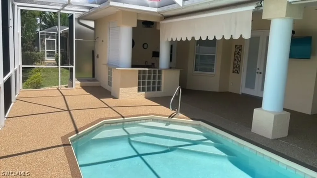 3730 SE 18th Place Cape Coral FL 33904