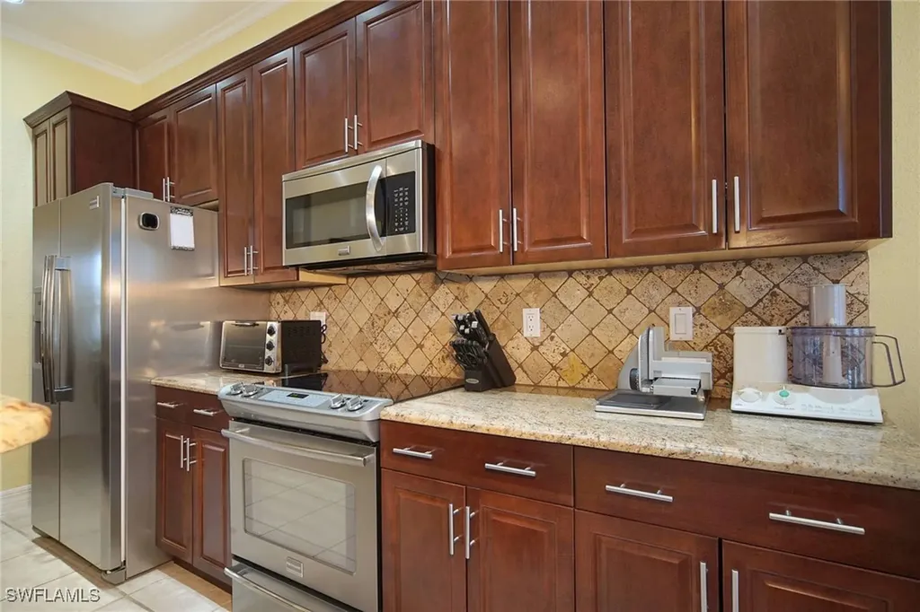 3730 SE 18th Place Cape Coral FL 33904