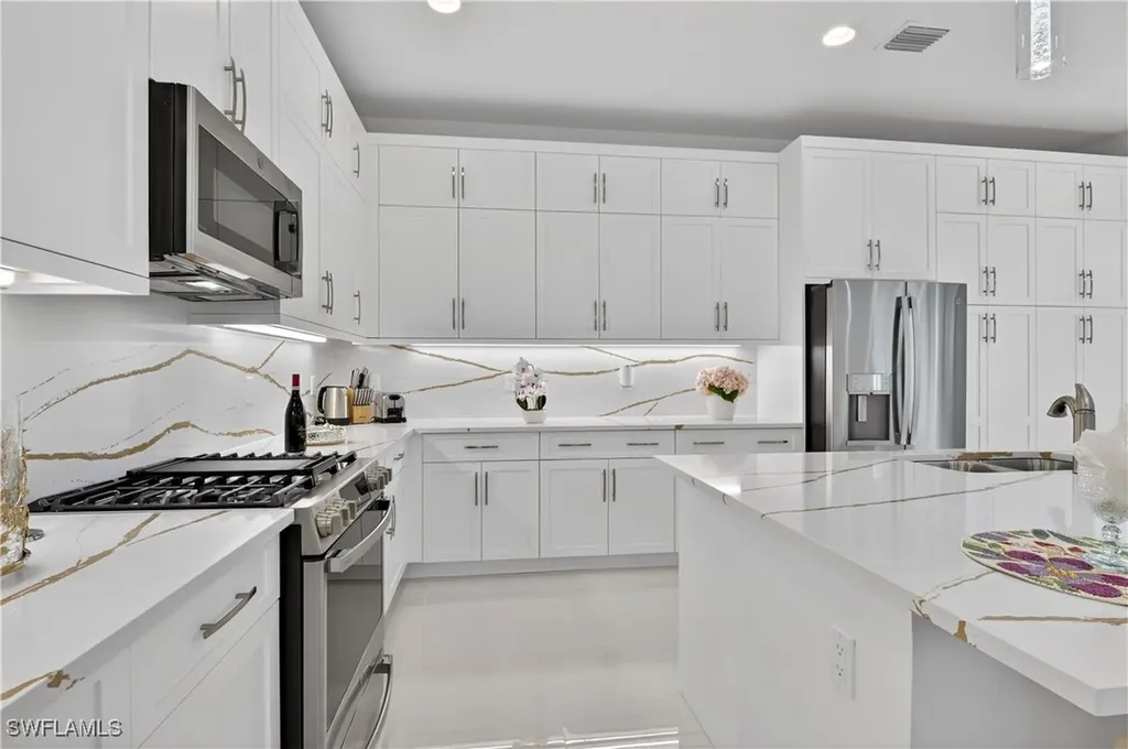 20908 Thistle Leaf Lane Estero FL 33928