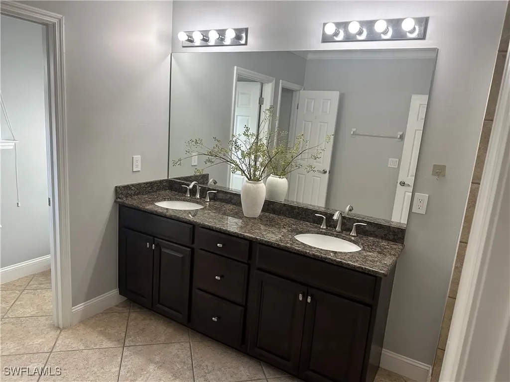 15282 Summit Place Circle Naples FL 34119