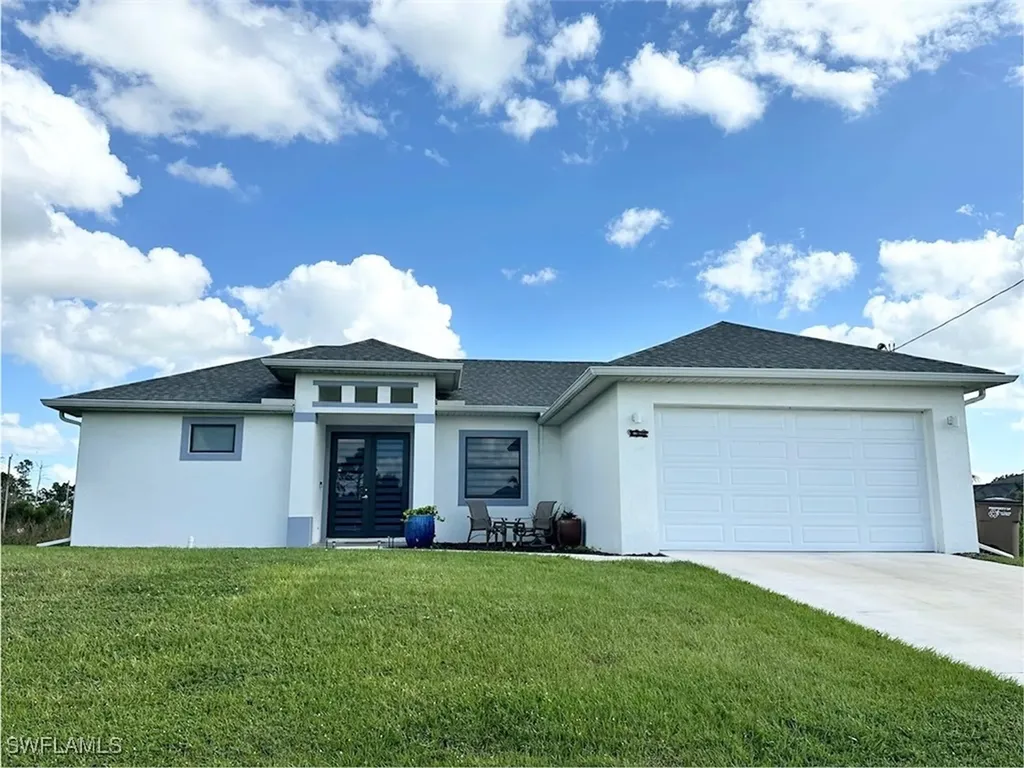 933 Oxford Avenue S Lehigh Acres FL 33974