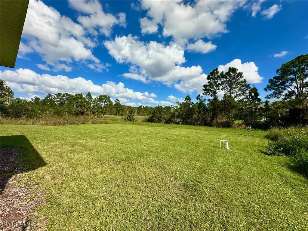933 Oxford Avenue S Lehigh Acres FL 33974