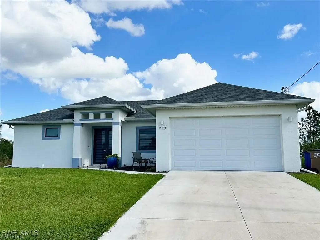 933 Oxford Avenue S Lehigh Acres FL 33974