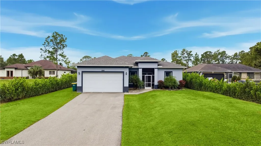 2842 8th Avenue NE Naples FL 34120