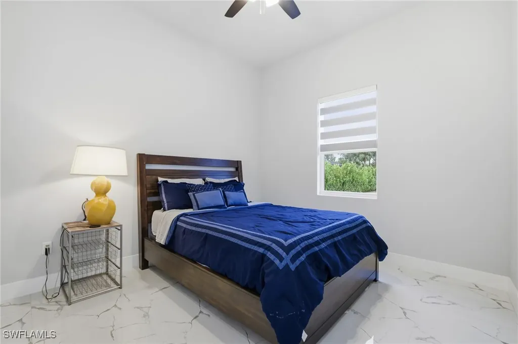 2842 8th Avenue NE Naples FL 34120