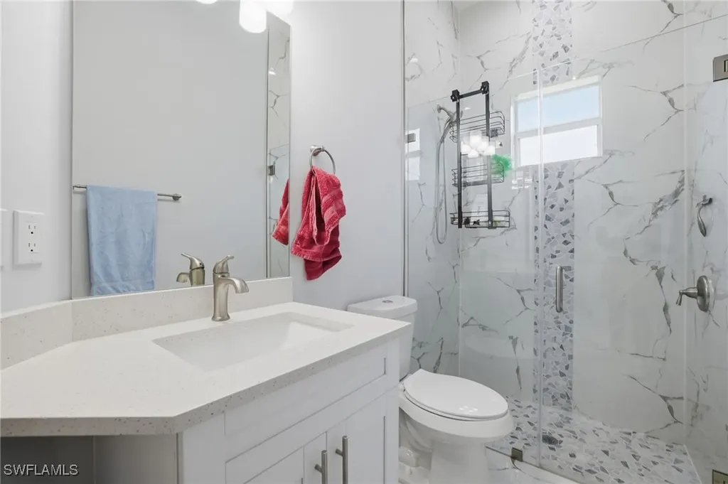 2842 8th Avenue NE Naples FL 34120