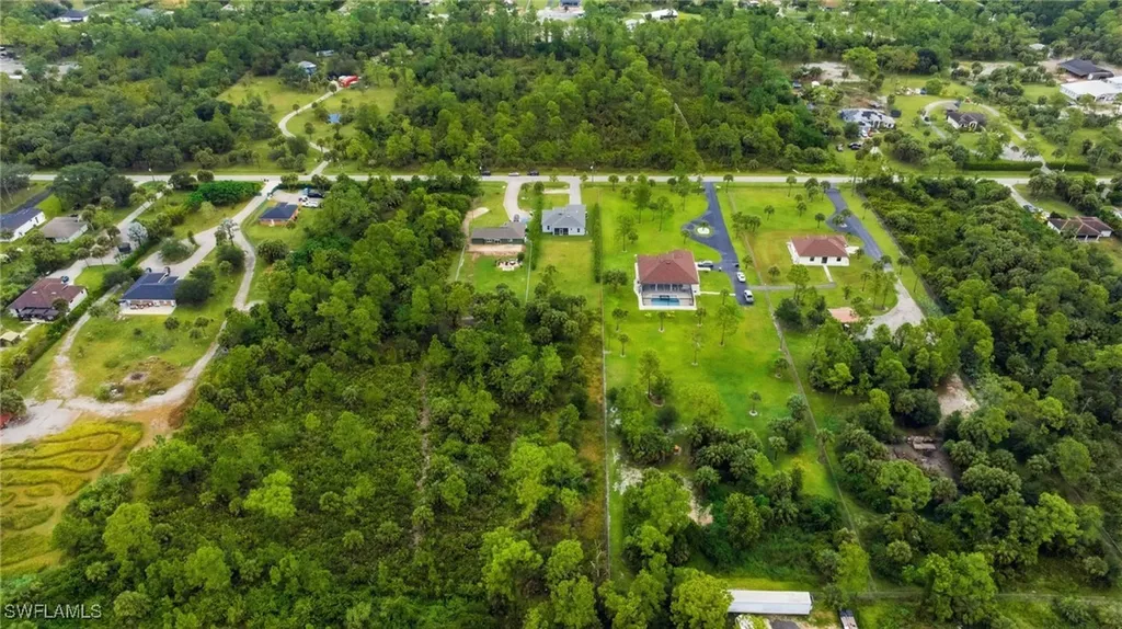 2842 8th Avenue NE Naples FL 34120