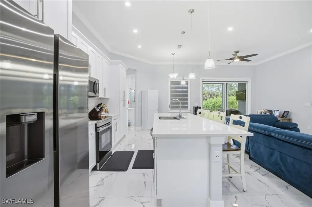 2842 8th Avenue NE Naples FL 34120
