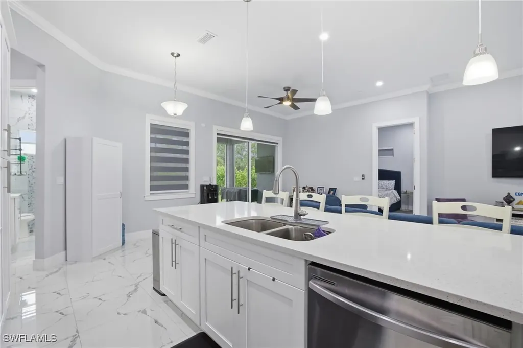 2842 8th Avenue NE Naples FL 34120