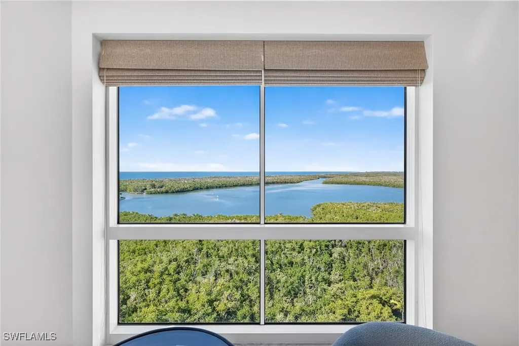 295 Grande Way Naples FL 34110