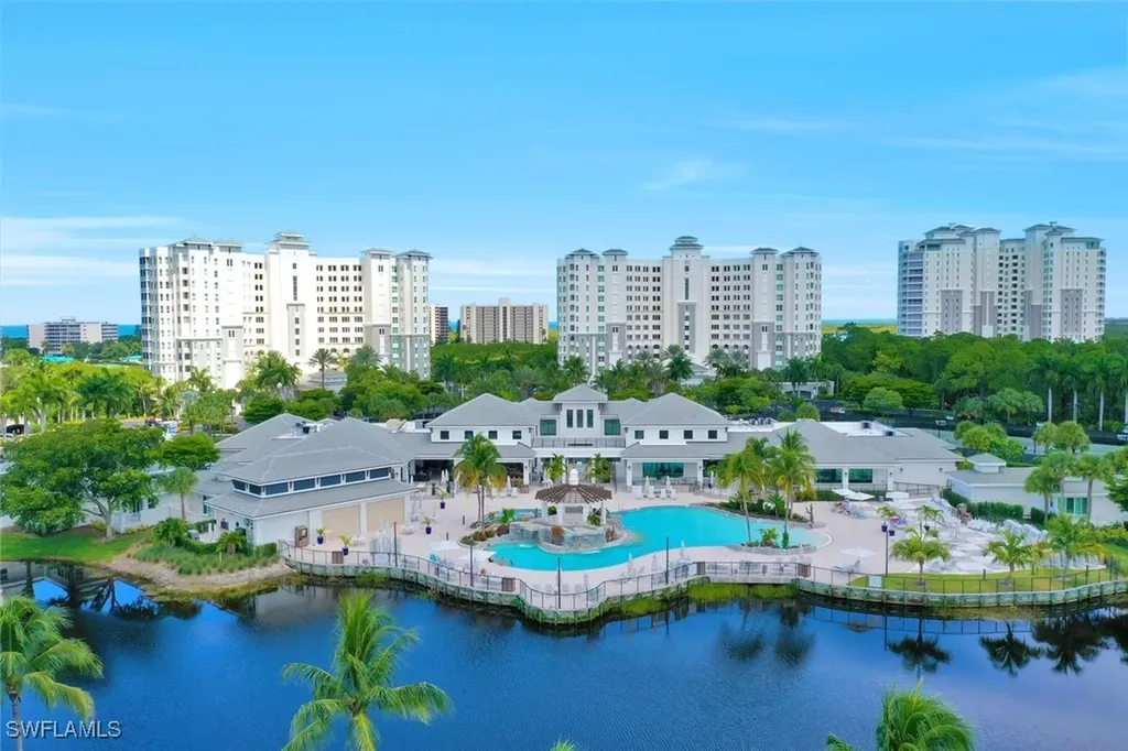 295 Grande Way Naples FL 34110