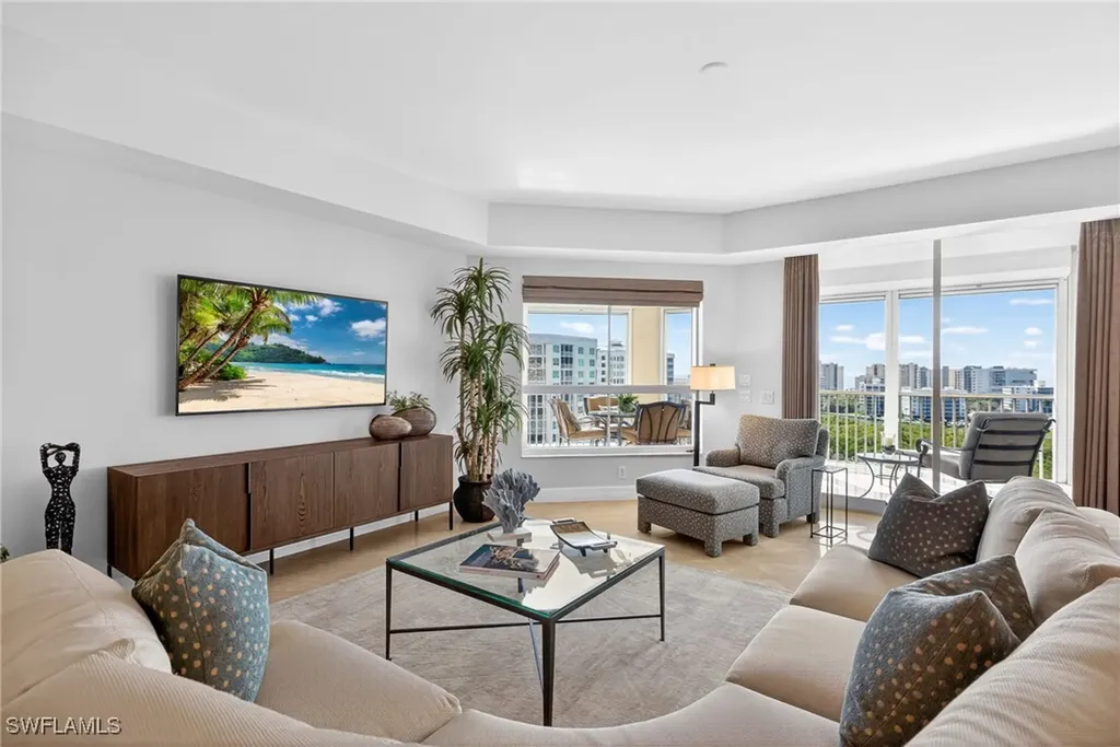 295 Grande Way Naples FL 34110