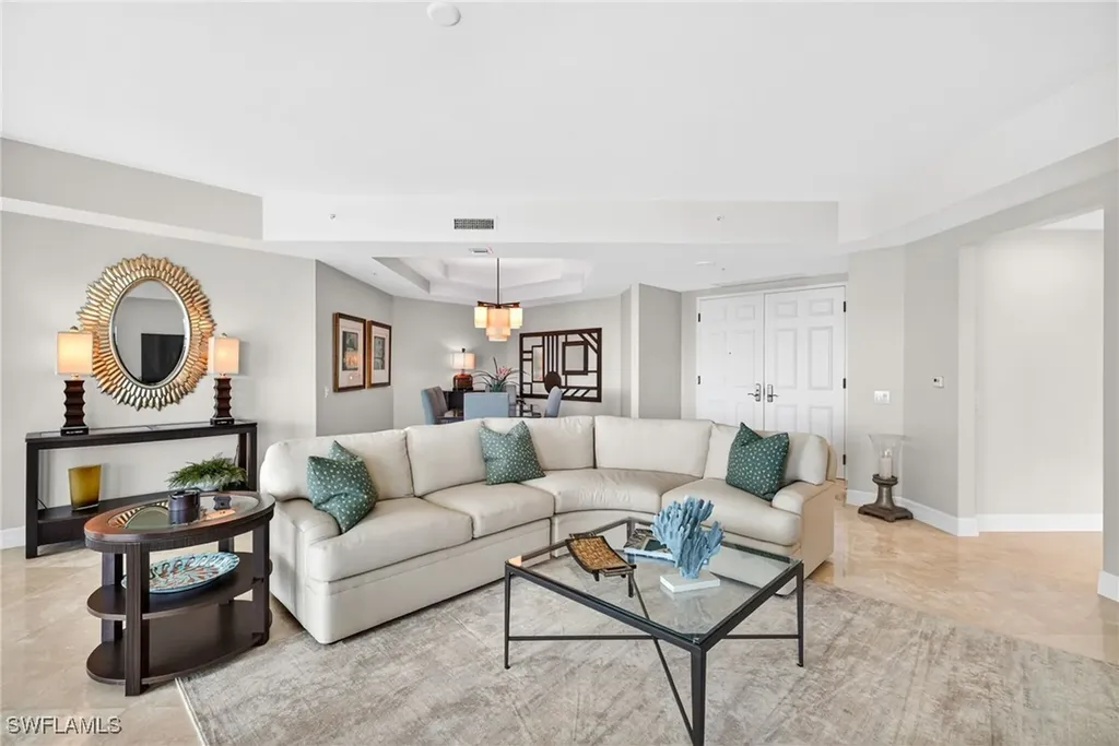 295 Grande Way Naples FL 34110