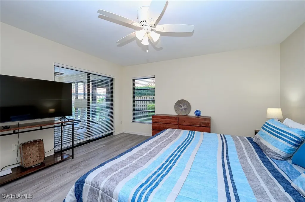 833 Reef Point Circle Naples FL 34108