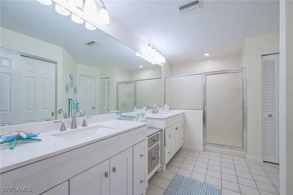 833 Reef Point Circle Naples FL 34108