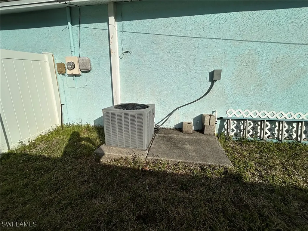 26 SW 19th Lane Cape Coral FL 33991
