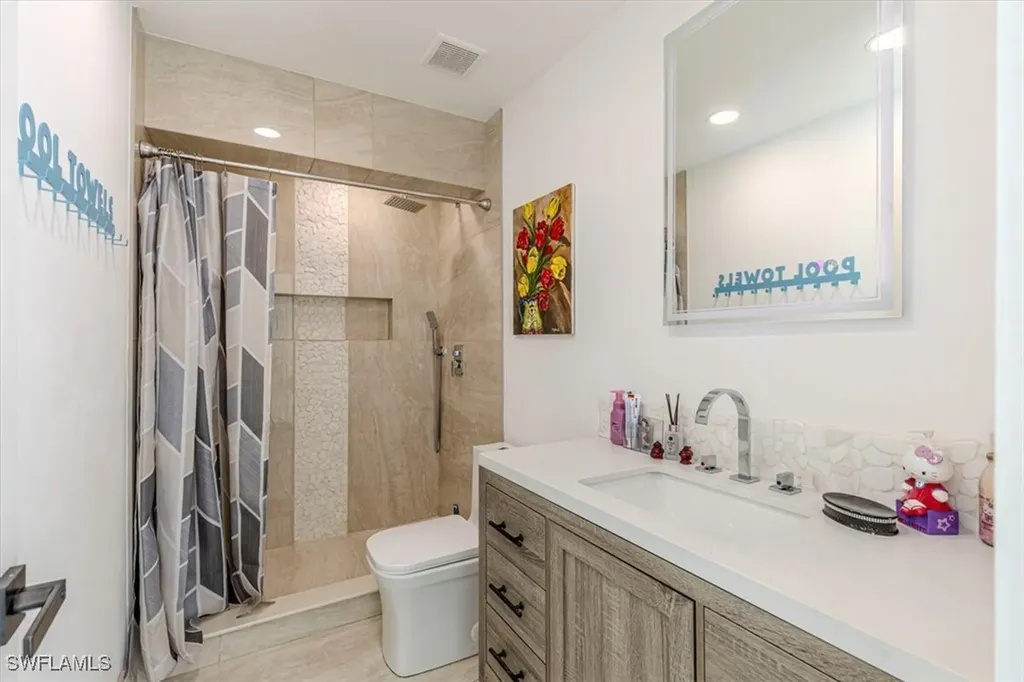 4310 Mcgregor Boulevard Fort Myers FL 33901