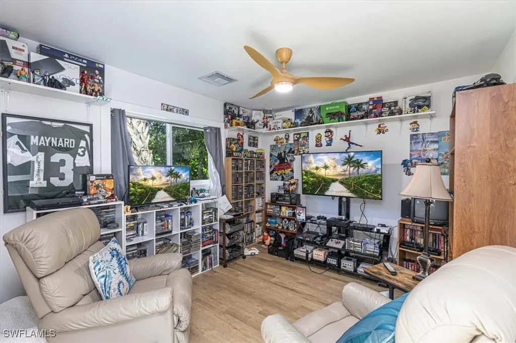 4310 Mcgregor Boulevard Fort Myers FL 33901