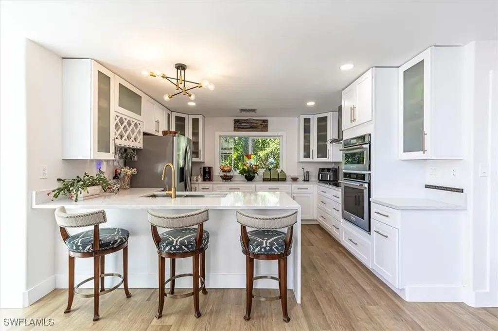 4310 Mcgregor Boulevard Fort Myers FL 33901