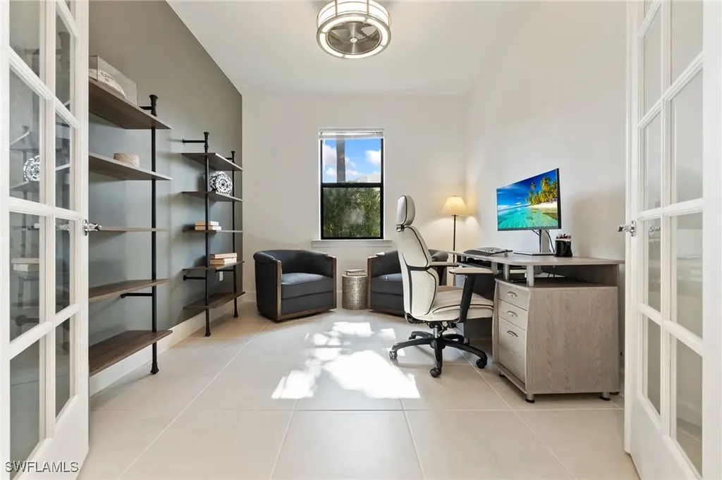 10494 Ventana Lane Naples FL 34120