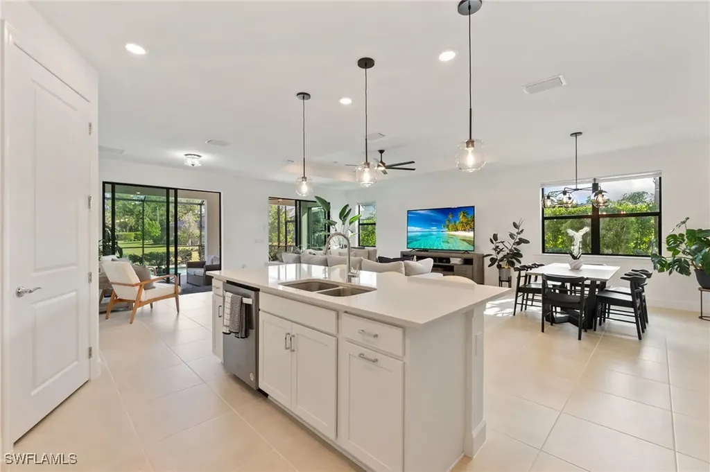 10494 Ventana Lane Naples FL 34120