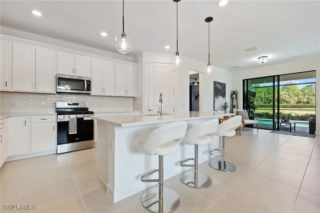 10494 Ventana Lane Naples FL 34120