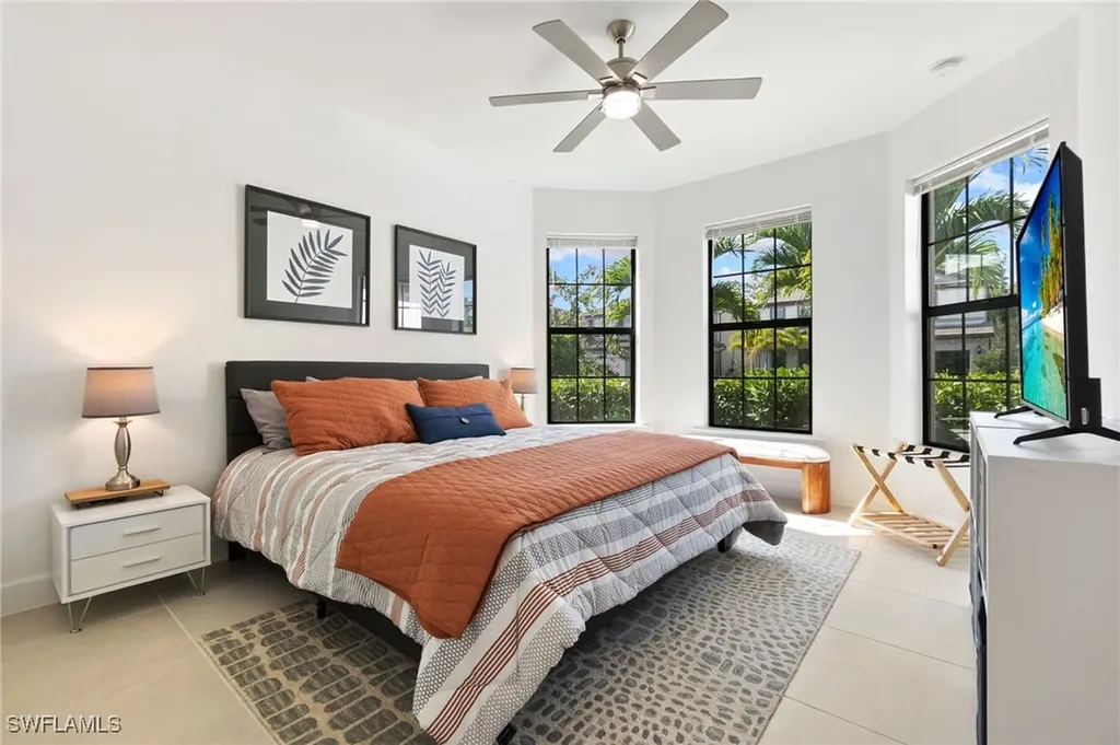 10494 Ventana Lane Naples FL 34120