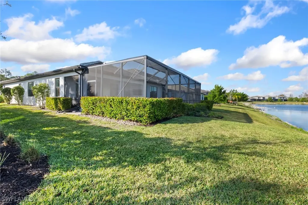 10494 Ventana Lane Naples FL 34120