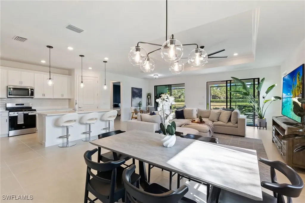 10494 Ventana Lane Naples FL 34120