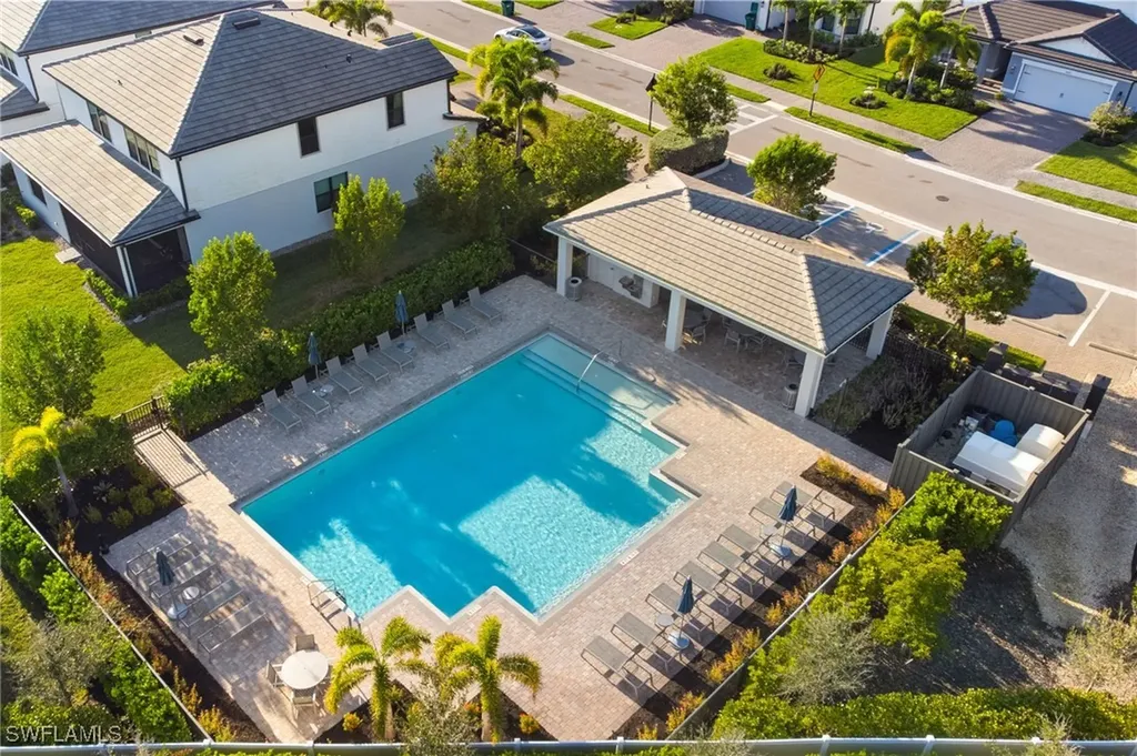 10494 Ventana Lane Naples FL 34120
