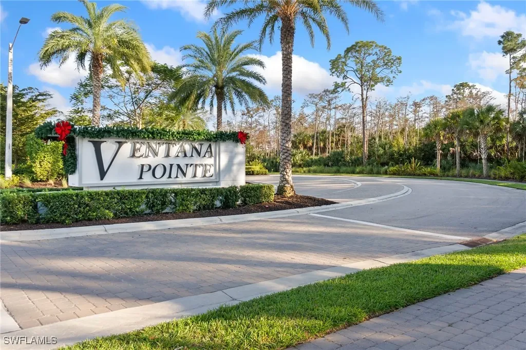 10494 Ventana Lane Naples FL 34120
