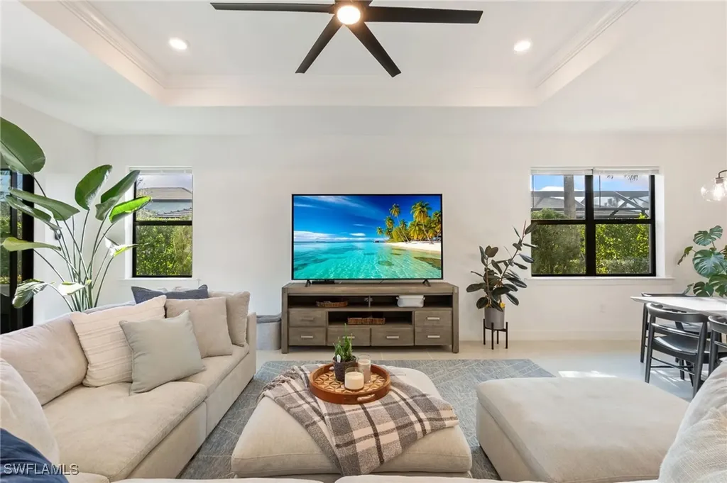 10494 Ventana Lane Naples FL 34120