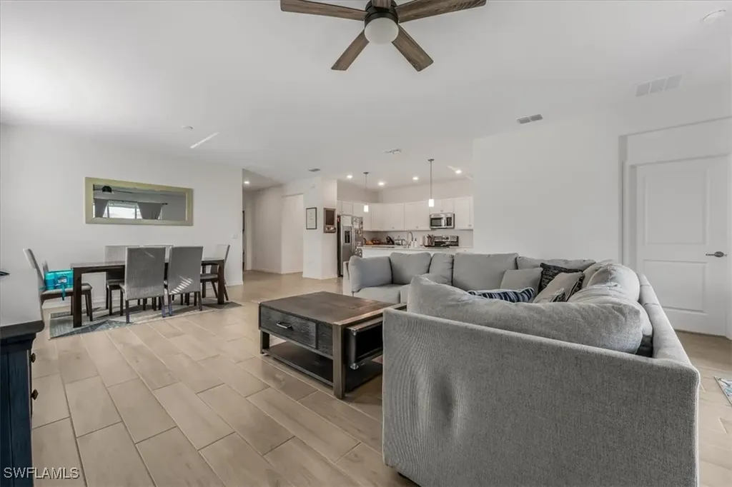 2581 Kona Way Naples FL 34120