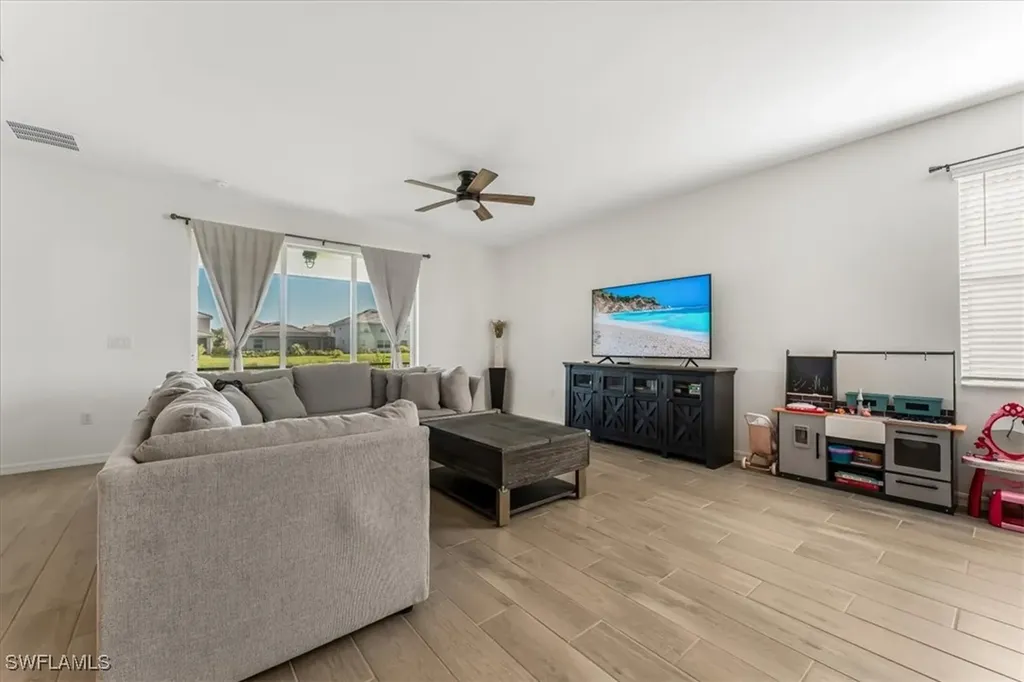 2581 Kona Way Naples FL 34120