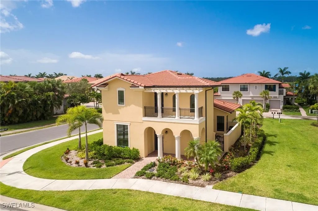1308 Kendari Terrace Naples FL 34113