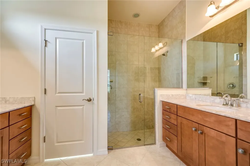 1308 Kendari Terrace Naples FL 34113