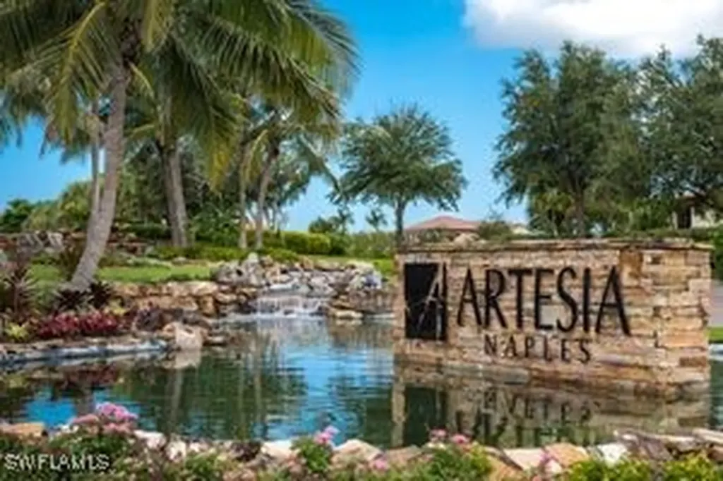 1308 Kendari Terrace Naples FL 34113