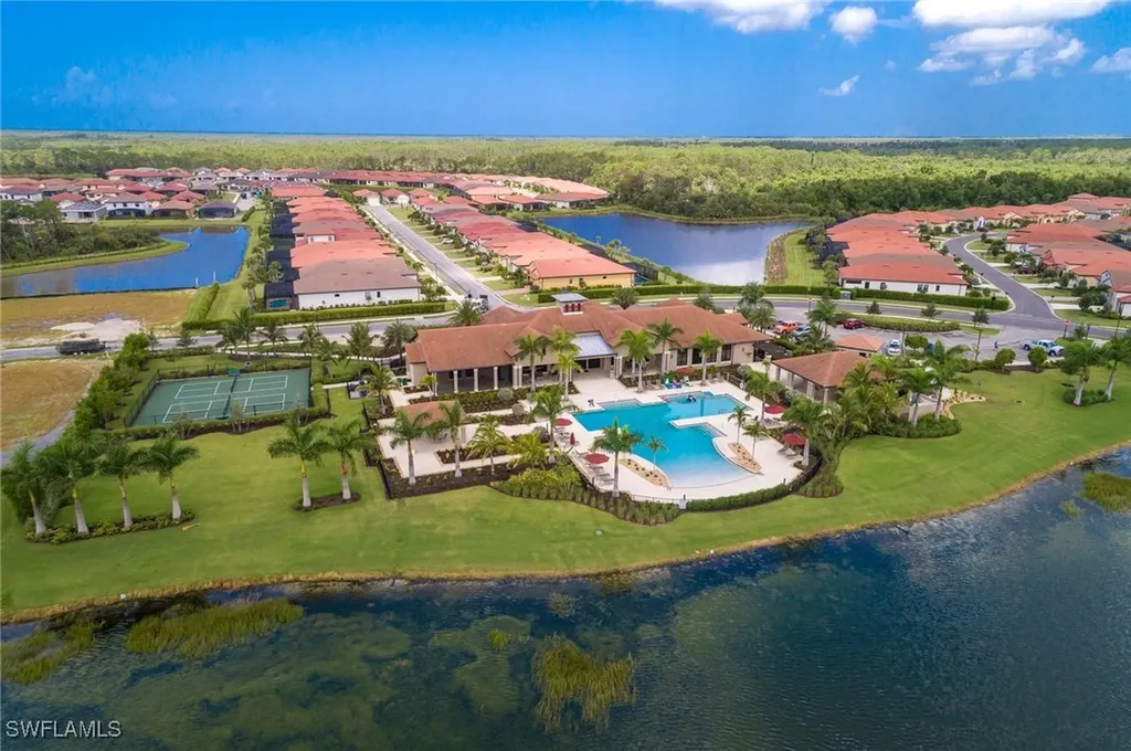1308 Kendari Terrace Naples FL 34113