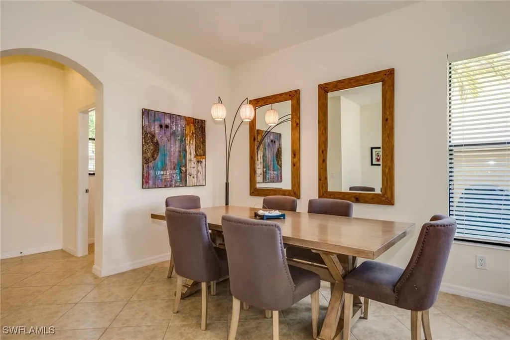 1308 Kendari Terrace Naples FL 34113