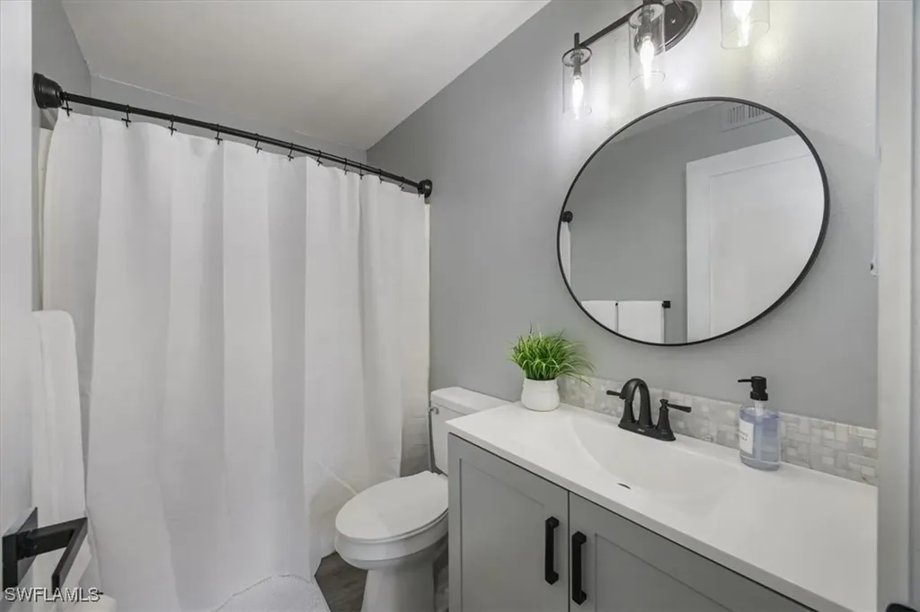 13405 Fox Chapel Court Fort Myers FL 33919