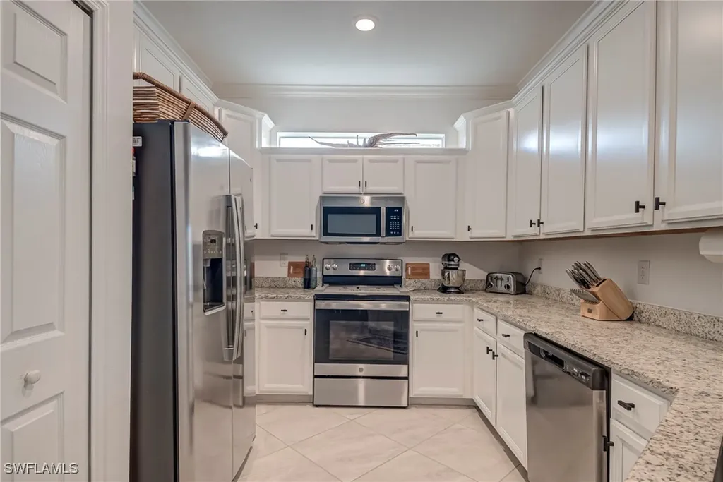 1692 Alameda Drive Naples FL 34120