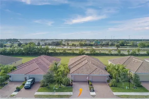 1692 Alameda Drive Naples FL 34120