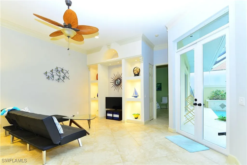 634 Soliel Drive Naples FL 34110