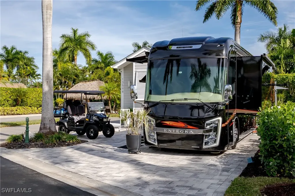 13598 Snapper Lane Naples FL 34114